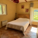 chambre 2 avec salle de douche